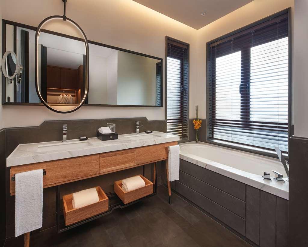מלון וואנינג Grand Hyatt Shenzhou Peninsula חדר תמונה